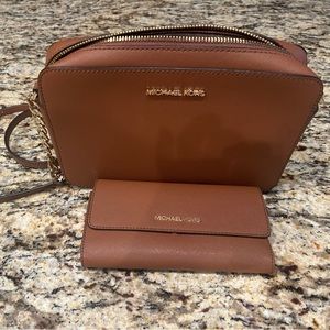 Michael Kors Crossbody and wallet